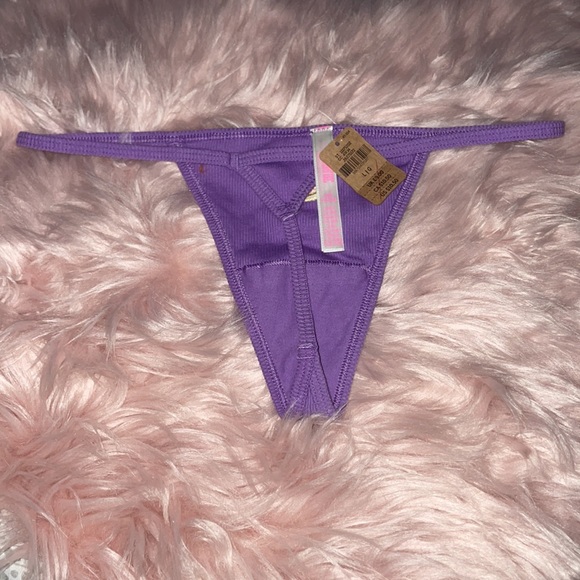 NEW V-STRING THONG - Picture 2 of 3